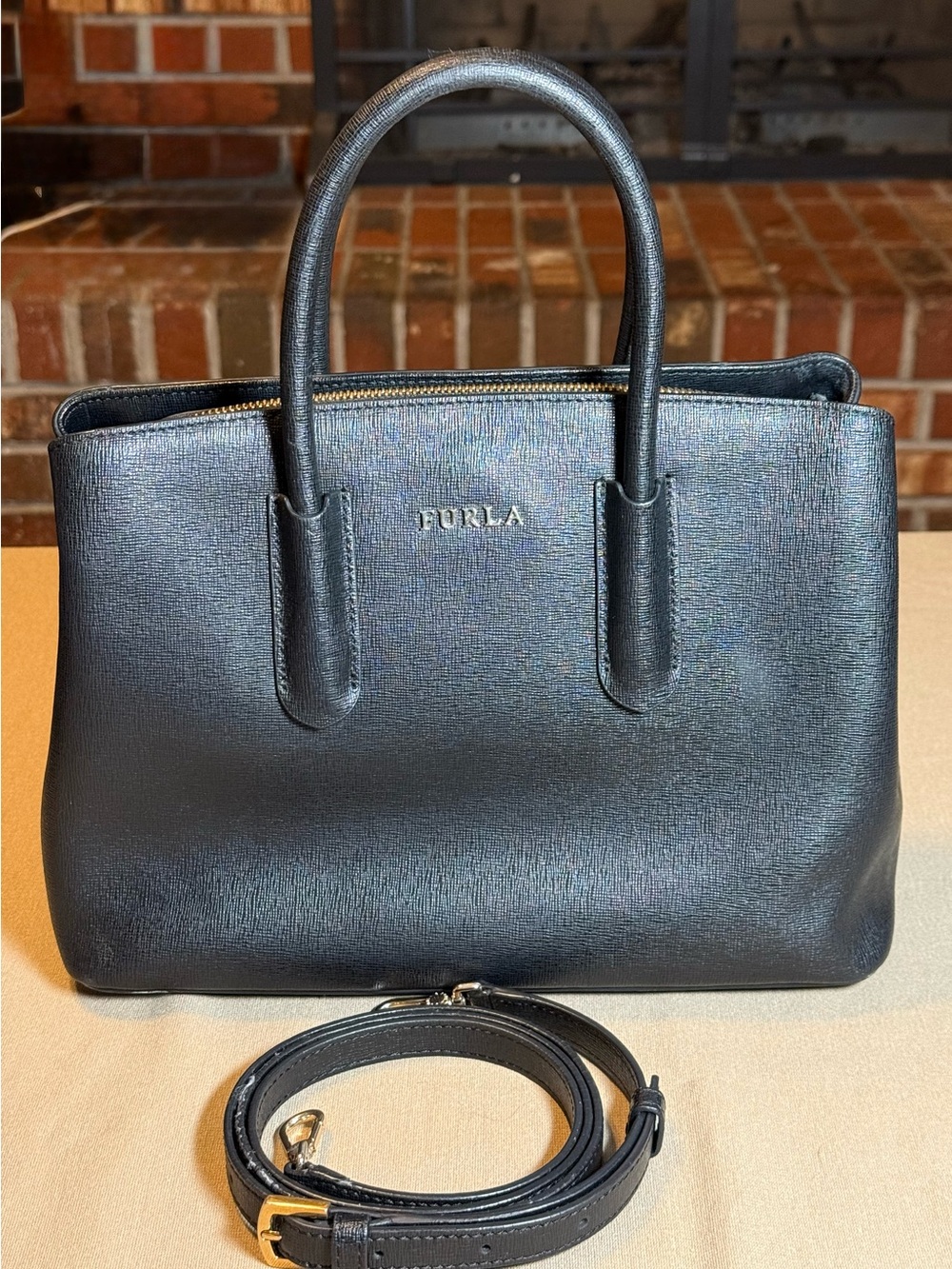Furla Tessa Saffiano Leather Top-Handle Tote EUC - Picture 2 of 16